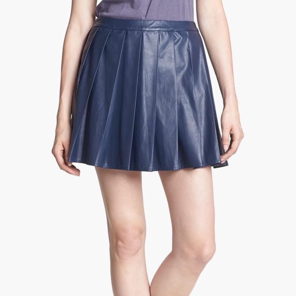 ASTR Navy Pleated Faux Leather Skirt XS